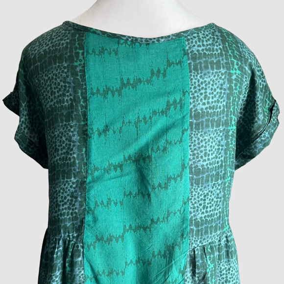 American Eagle Outfitters High-Low Cap Sleeve Blouse Animal Print Green, Size XS - Picture 7 of 7